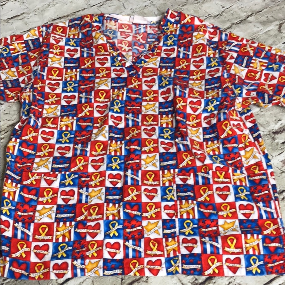 Scrub top